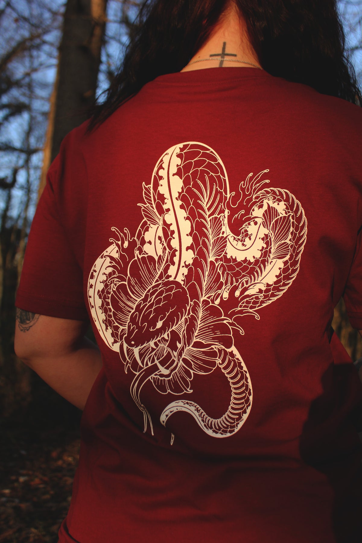 T-shirt HEBI Bordeaux by Flonizuka