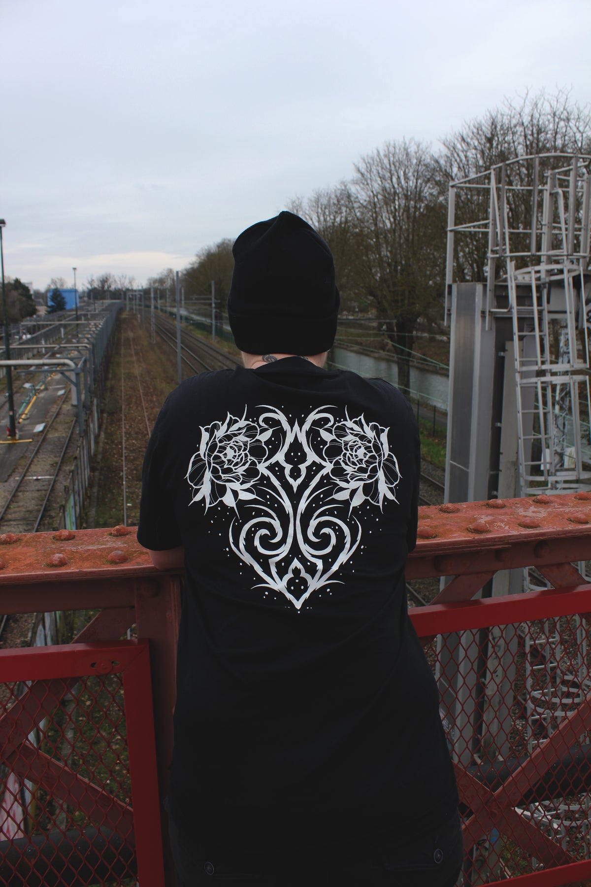 T-Shirt OBSCURA by Electrick Moon
